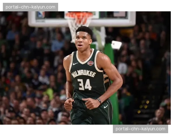 聚焦：NBA球星字母哥因小腿紧张进入每日观察名单